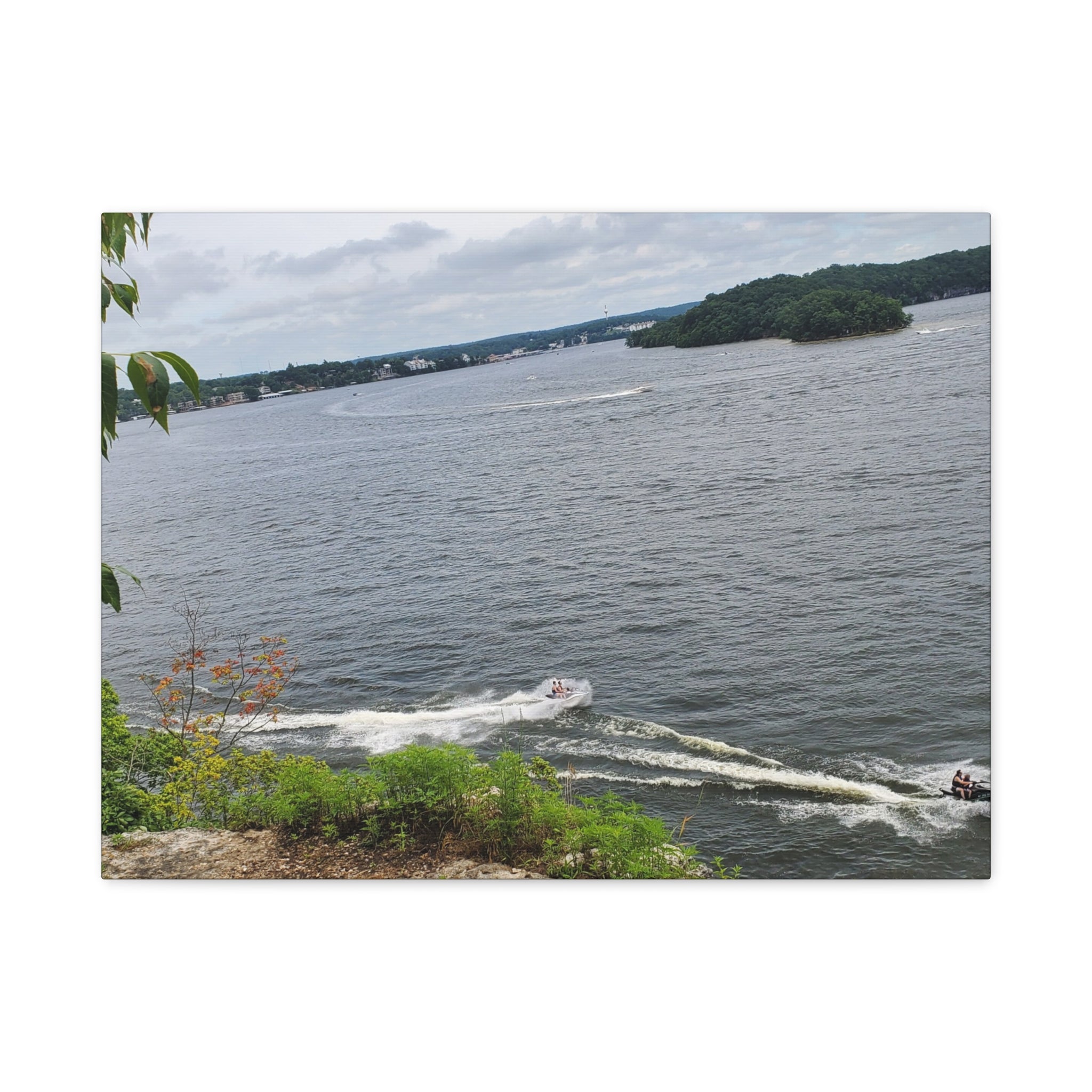 Lake View Speedboat Canvas