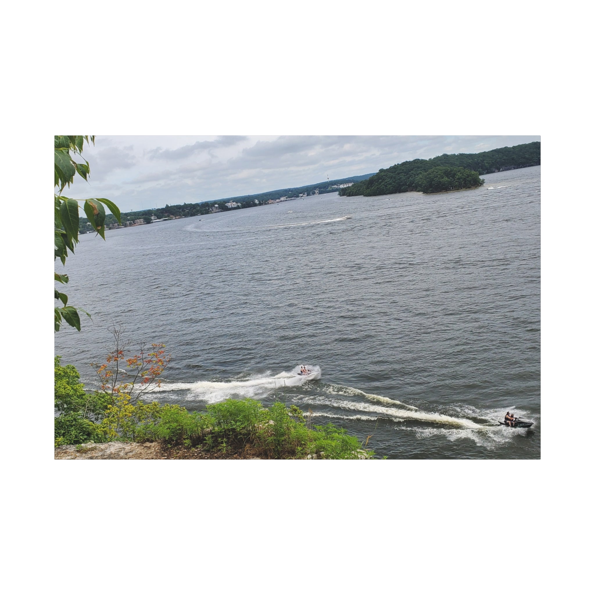 Lake View Speedboat Canvas